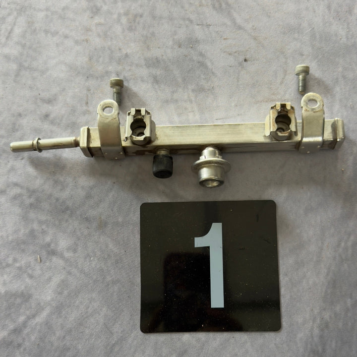 [Used] Fuel Rail  Aka Fuel Injector Rail fits Polaris RZR 1000