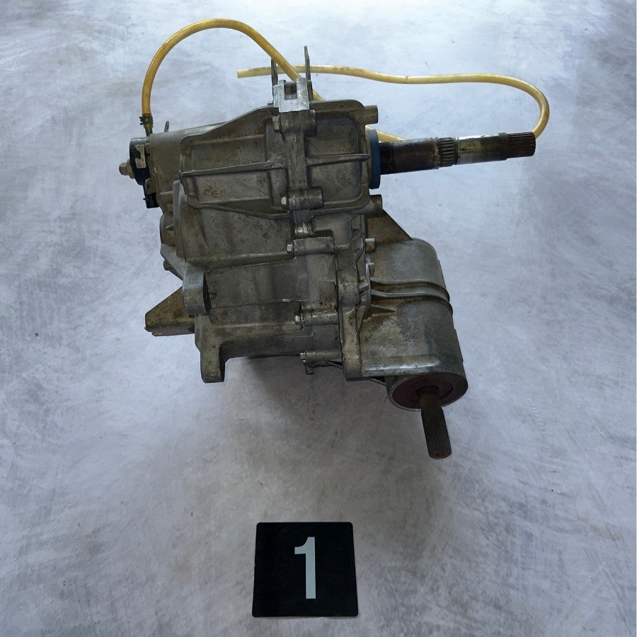 [Used] Transmission Gearcase Assembly fits Polaris RZR 1000